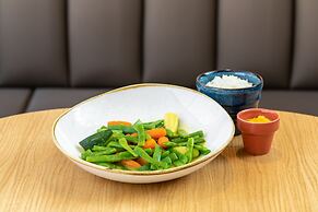 Holiday Inn Lisbon by IHG