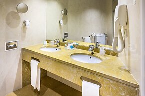 Holiday Inn Lisbon by IHG