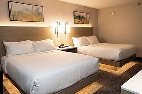 DoubleTree by Hilton Austin, MN