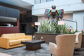 DoubleTree by Hilton Austin, MN