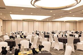 DoubleTree by Hilton Austin, MN