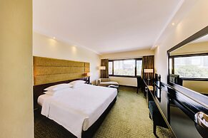 Cinnamon Lakeside Colombo