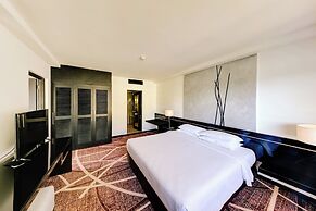 Cinnamon Lakeside Colombo