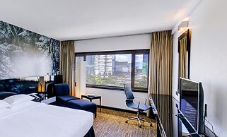 Cinnamon Lakeside Colombo