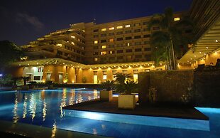 Cinnamon Lakeside Colombo