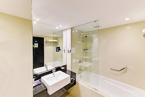 Cinnamon Lakeside Colombo