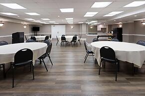 Howard Johnson Plaza Hotel by Wyndham Ocean City Oceanfront