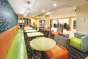 La Quinta Inn & Suites by Wyndham Knoxville Airport