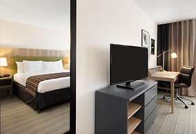 Country Inn & Suites by Radisson, Chippewa Falls, WI