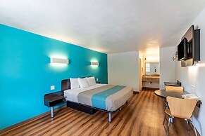 Motel 6 Georgetown, TX