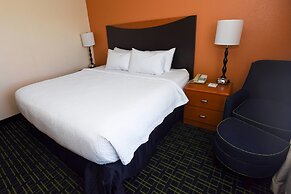 AmericInn by Wyndham Topeka
