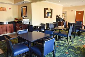 AmericInn by Wyndham Topeka