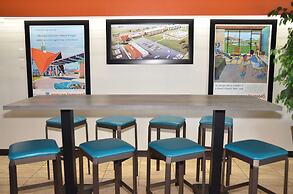 Howard Johnson by Wyndham Yuma