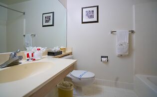 Howard Johnson by Wyndham Buena Park