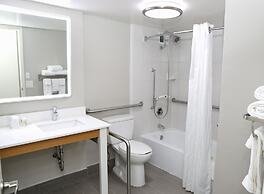 Holiday Inn Chicago O'Hare Area by IHG