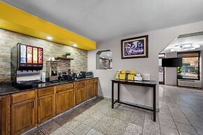 Days Inn by Wyndham Raleigh Midtown