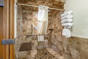 Best Western Plus Longbranch Hotel & Convention Center
