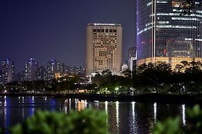 Lotte Hotel World