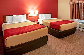 Econo Lodge on the Bay