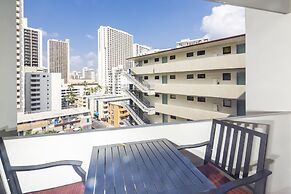 Castle at Waikīkī Grand