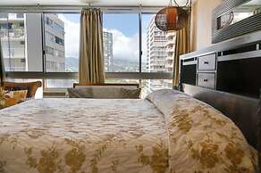 Castle at Waikīkī Grand