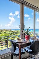 Castle at Waikīkī Grand