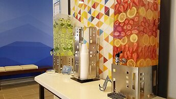 Holiday Inn Express Baltimore-BWI Airport West by IHG