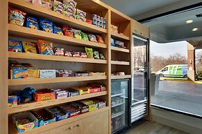 Holiday Inn Express Baltimore-BWI Airport West by IHG