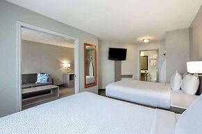 Days Inn & Suites by Wyndham Moncton