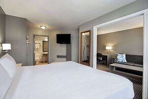 Days Inn & Suites by Wyndham Moncton