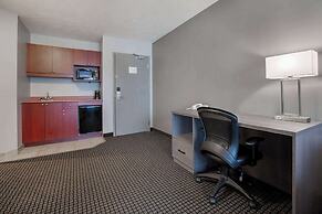 Days Inn & Suites by Wyndham Moncton