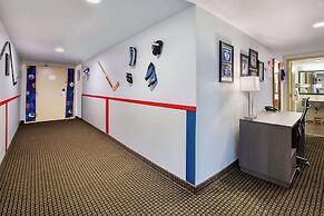 Days Inn & Suites by Wyndham Moncton