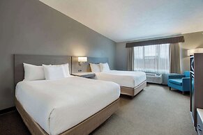 Days Inn & Suites by Wyndham Moncton