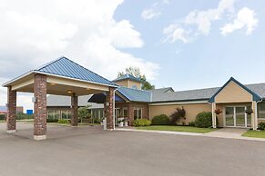 Days Inn & Suites by Wyndham Moncton