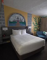 Days Inn & Suites by Wyndham Moncton