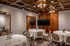 Hotel Adagio, Autograph Collection