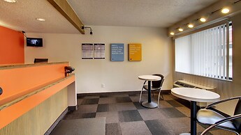 Motel 6 Cedar Rapids, IA