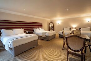 Waterton Park Hotel