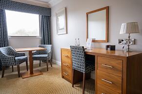 Waterton Park Hotel
