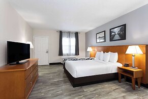 La Quinta Inn by Wyndham Cocoa Beach-Port Canaveral