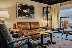 Hotel Jerome, Auberge Collection