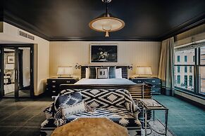 Hotel Jerome, Auberge Collection