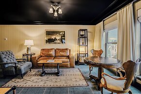 Hotel Jerome, Auberge Collection