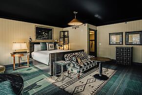 Hotel Jerome, Auberge Collection