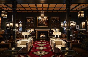 Hotel Jerome, Auberge Resorts Collection