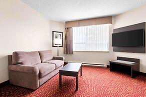 Best Western Inn On The Bay