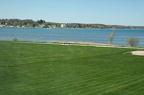 Best Western Inn On The Bay