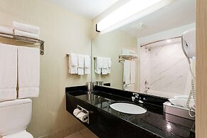 Best Western Inn On The Bay