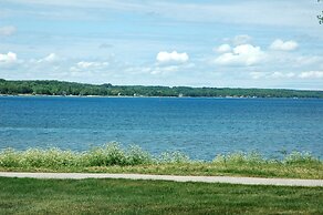 Best Western Inn On The Bay