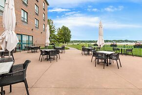 Best Western Inn On The Bay